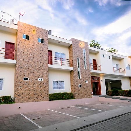 Hotel Mediterraneo Inn Santa Rosa de Lima Dış mekan fotoğraf
