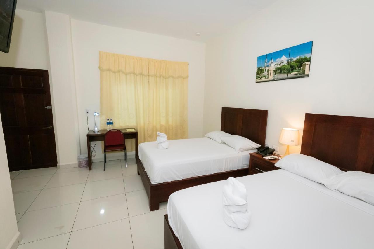 Hotel Mediterraneo Inn Santa Rosa de Lima Dış mekan fotoğraf