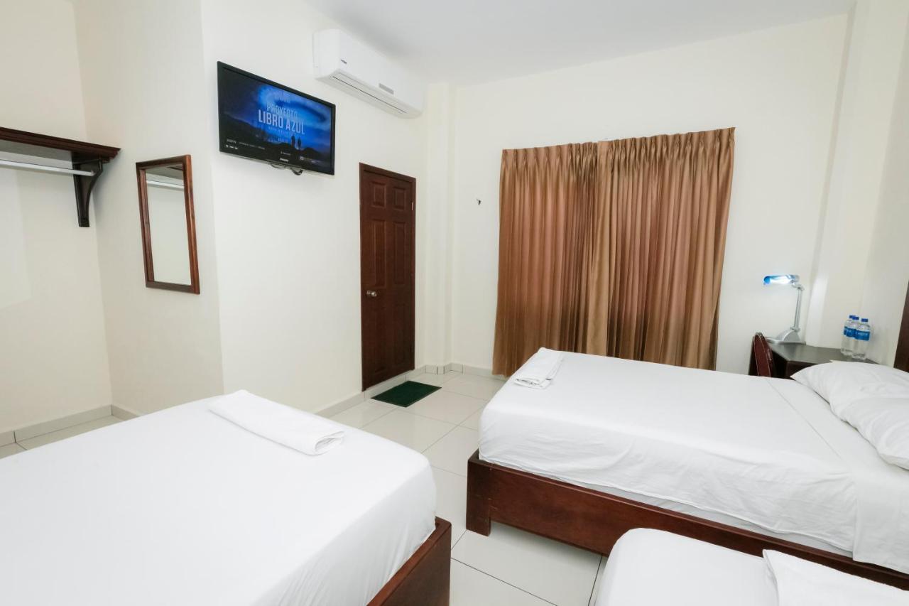 Hotel Mediterraneo Inn Santa Rosa de Lima Dış mekan fotoğraf