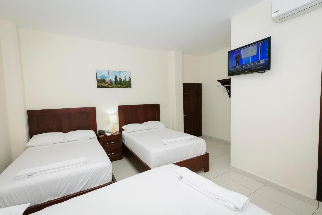 Hotel Mediterraneo Inn Santa Rosa de Lima Dış mekan fotoğraf