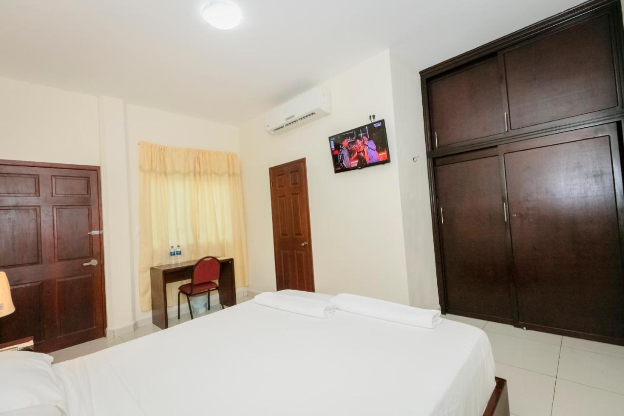 Hotel Mediterraneo Inn Santa Rosa de Lima Dış mekan fotoğraf