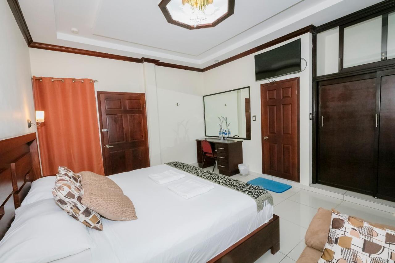 Hotel Mediterraneo Inn Santa Rosa de Lima Dış mekan fotoğraf
